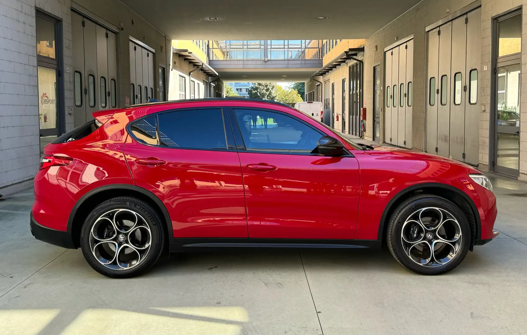 Alfa Romeo Stelvio B-Tech Q4 280cv ( FULL OPTIONAL)