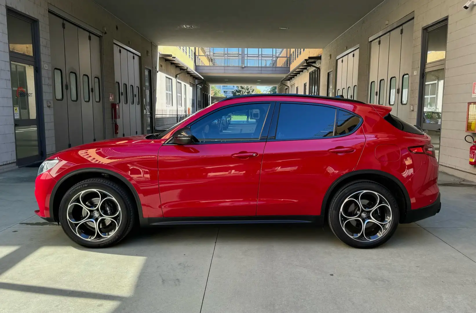 Alfa Romeo Stelvio B-Tech Q4 280cv ( FULL OPTIONAL)