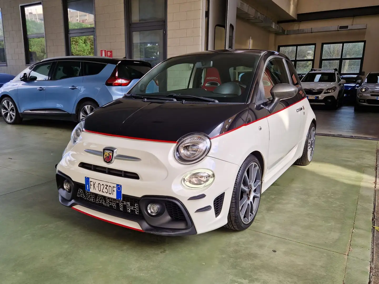 Abarth 595 1.4 t-jet Turismo 165cv