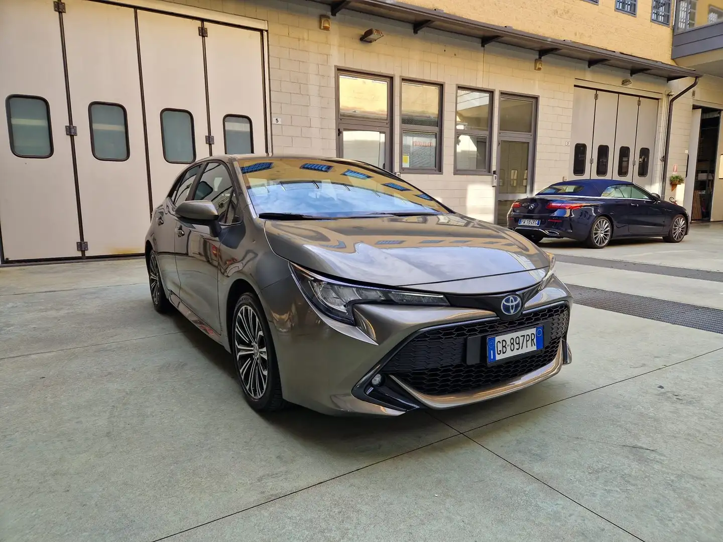 Toyota Corolla 2.0h Style cvt