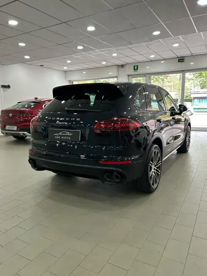 Porsche Cayenne 3.0 TDI V6 245 cv Tiptronic