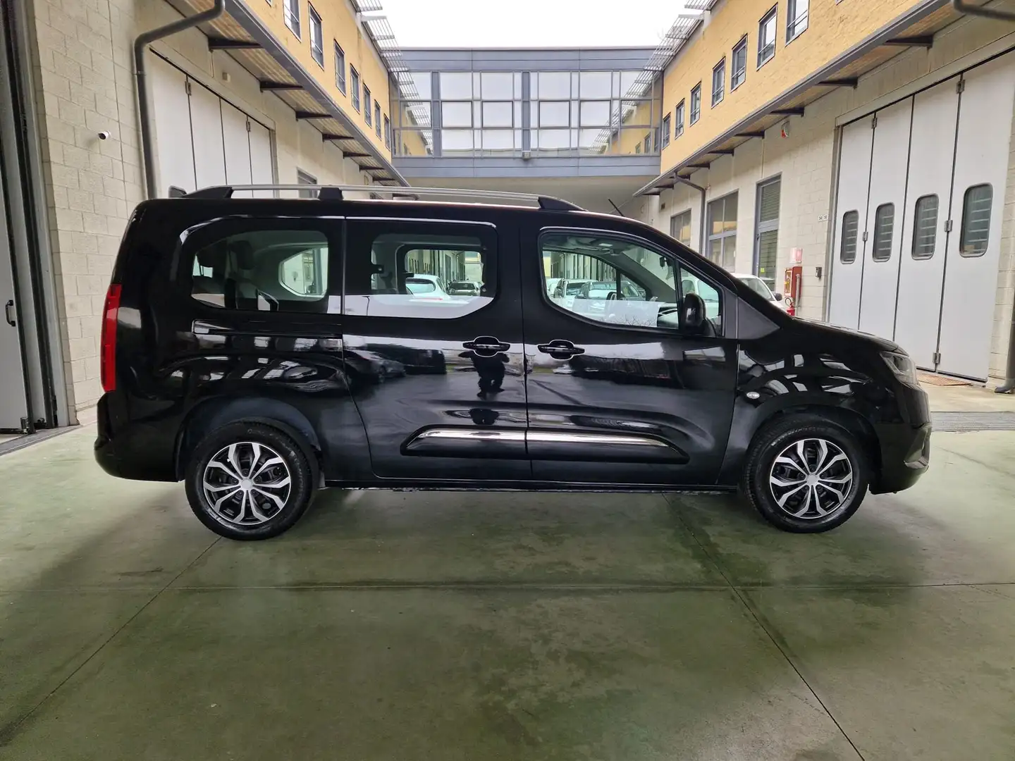 Toyota Proace City 1.5d 130cv L2 Lounge